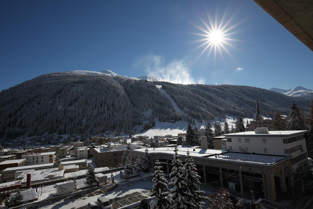 New Renovated Apartment In Center Of Davos Zewnętrze zdjęcie