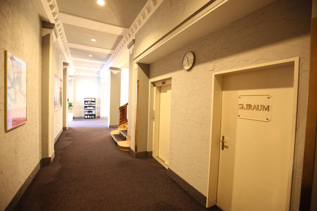 New Renovated Apartment In Center Of Davos Zewnętrze zdjęcie